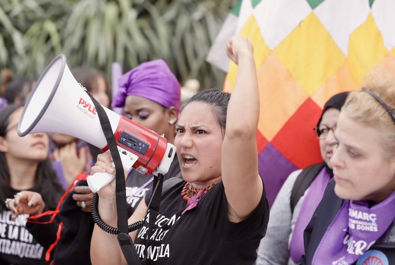 Las calles de Valencia se llenan con la manifestación del 8-M