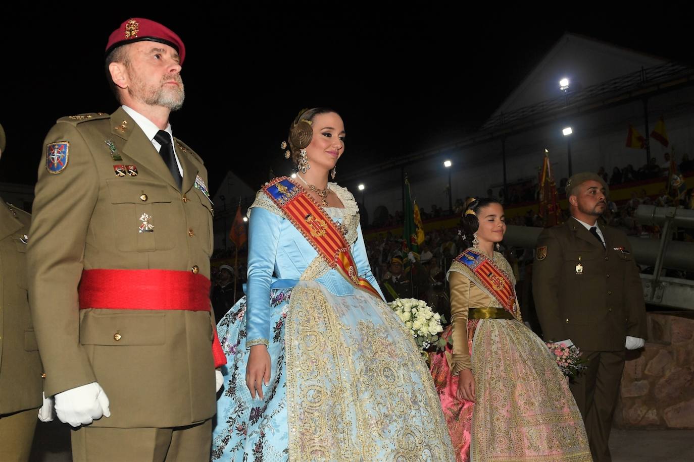 Homenaje de las Fuerzas Armadas a las falleras mayores de Valencia 2023