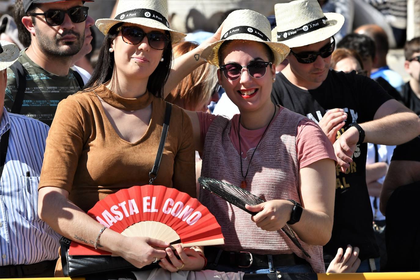 Búscate en la mascletà del domingo 12 de marzo