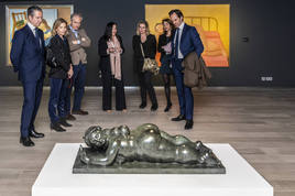 Antonio Soler, María Vázquez, Ignacio y Ana Baños, la comisaria de la exposición, Marisa Oropesa, Marta Aliño y David Lladró en la inauguración de la muestra de Botero en la Fundación Bancaixa