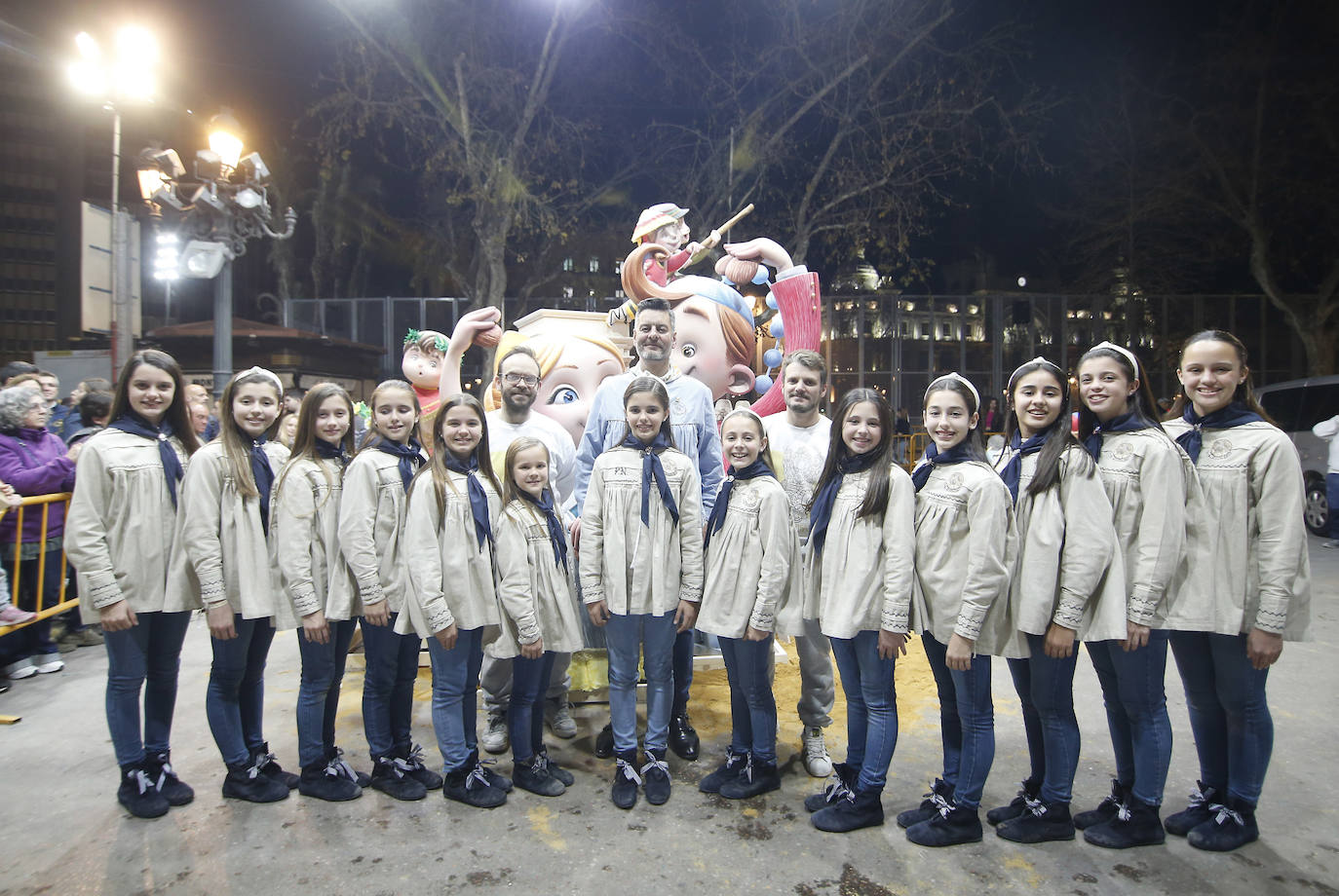 Llegan los primeros ninots a la falla municipal infantil de Valencia