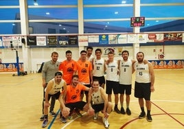 Componentes del equipo sénior del Club Baloncesto Anna.