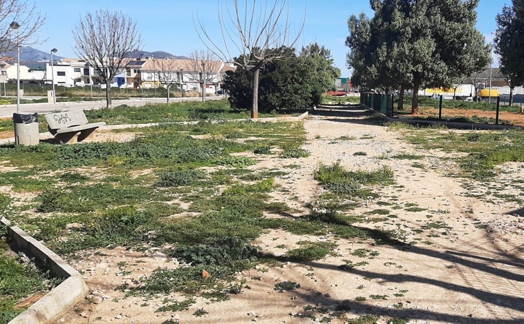 Imagen principal - PSPV y Compromís, en contra de que Villalonga reciba 130.000 euros para reformar un parque deteriorado