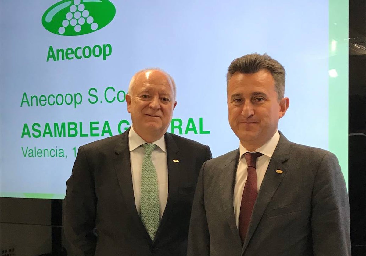 El director general de Anecoop,Joan Mir, y el presidente, Alejandro Monzón.