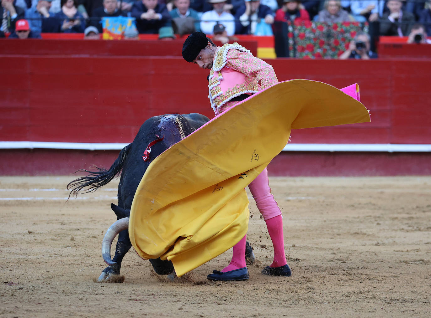 Así fue la corrida de toros de la Feria de Fallas 2023 del 15 de marzo: Paco Ureña, Ángel Téllez y Francisco de Manuel