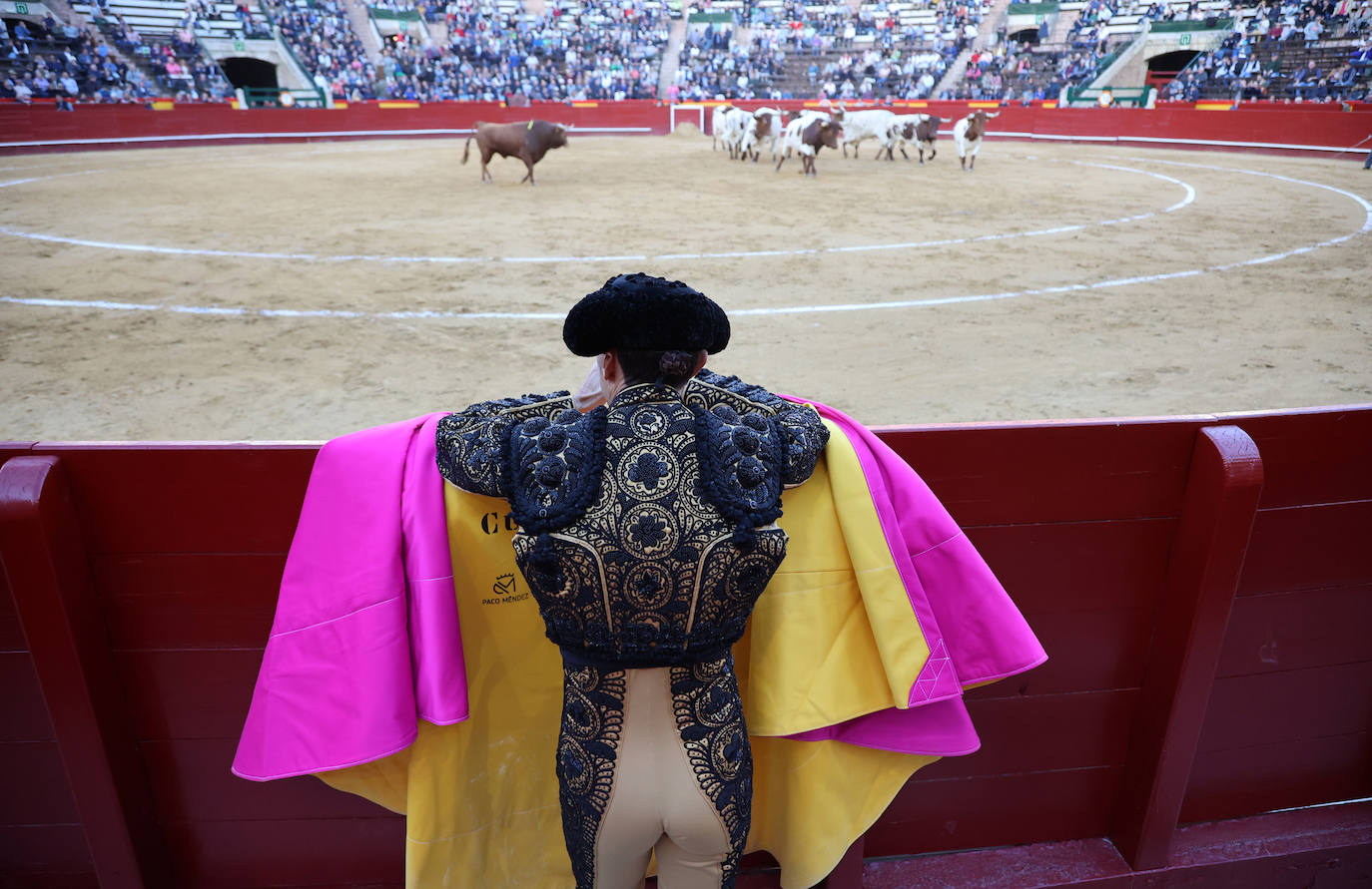 Así fue la corrida de toros de la Feria de Fallas 2023 del 15 de marzo: Paco Ureña, Ángel Téllez y Francisco de Manuel