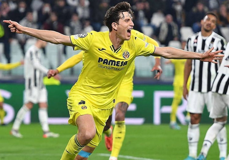 Pau Torres, durante un partido con el Villarreal de la pasada temporada.