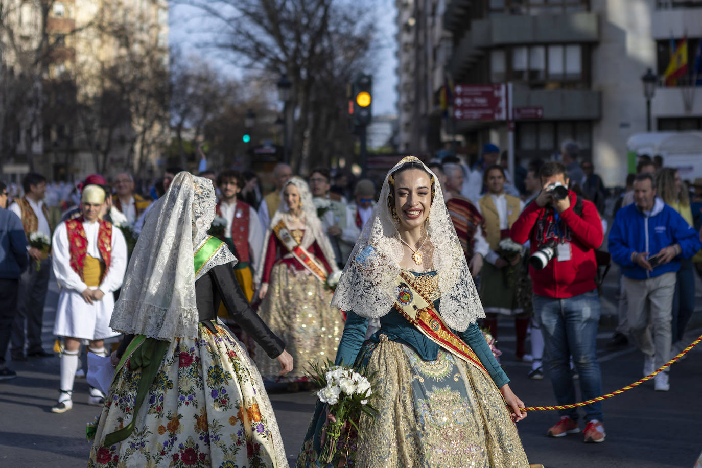 Búscate en la Ofrenda de las Fallas 2023: viernes 17 de marzo