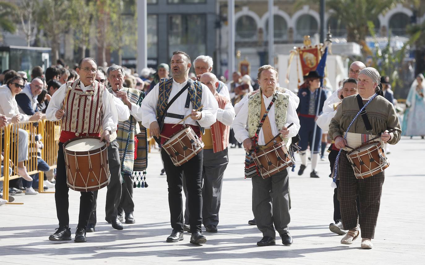 Búscate en la Ofrenda de las Fallas 2023: viernes 17 de marzo