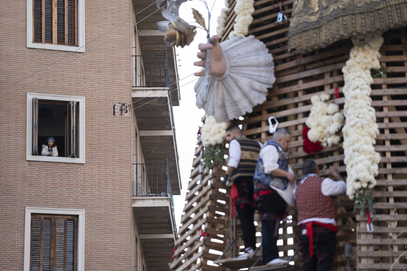 Búscate en la Ofrenda de las Fallas 2023: viernes 17 de marzo