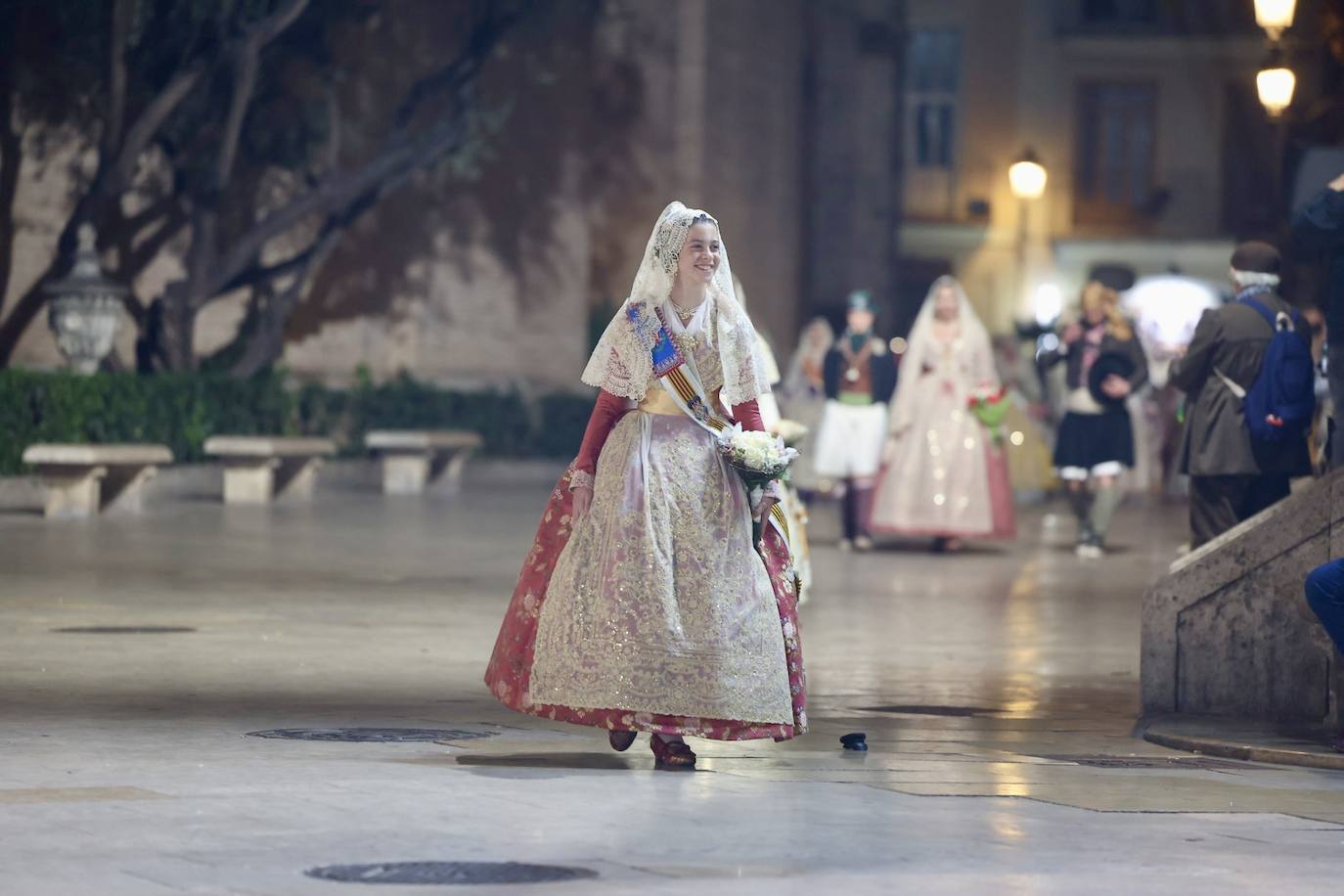 Búscate en la Ofrenda de las Fallas 2023: viernes 17 de marzo