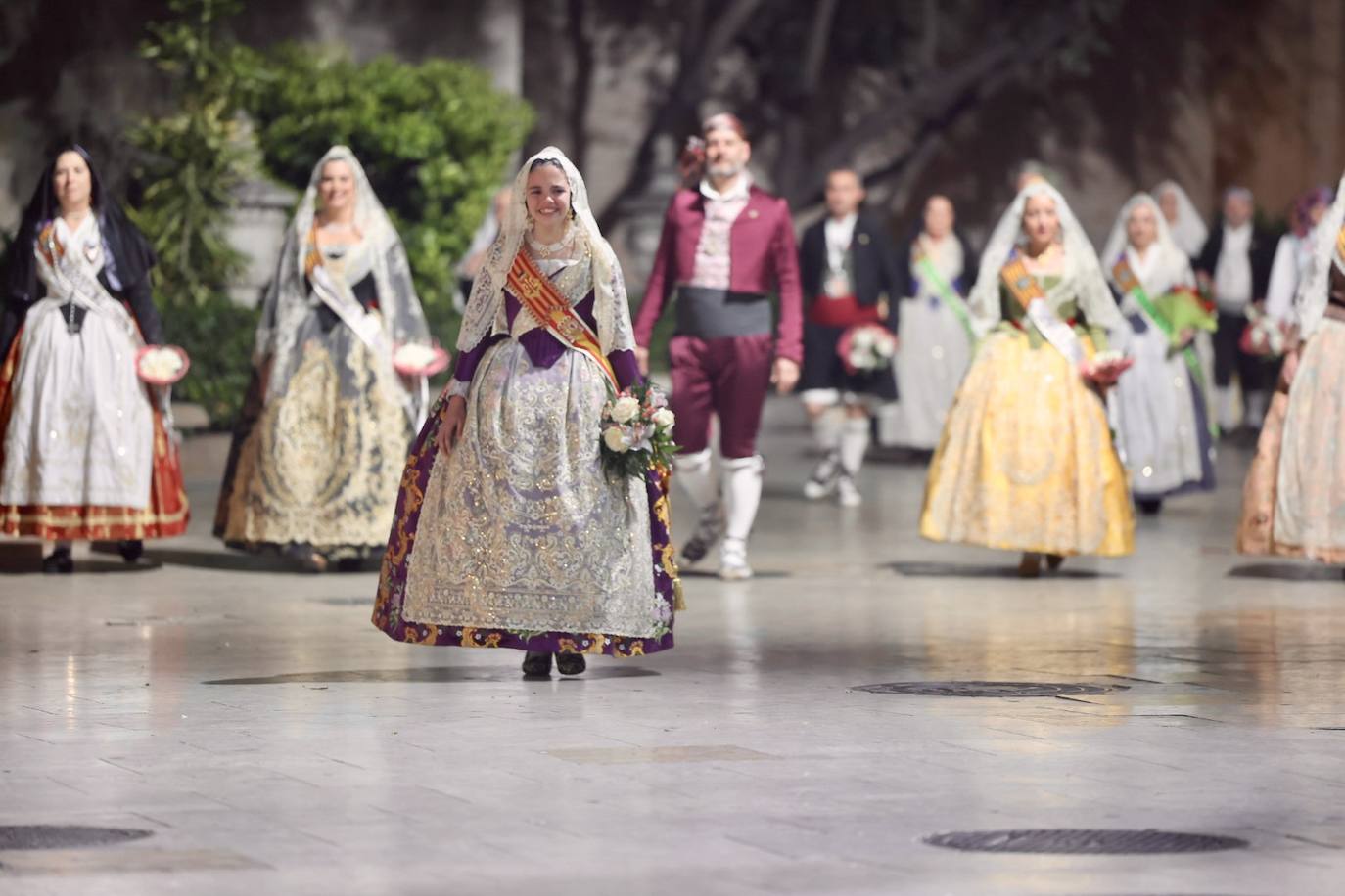 Búscate en la Ofrenda de las Fallas 2023: viernes 17 de marzo