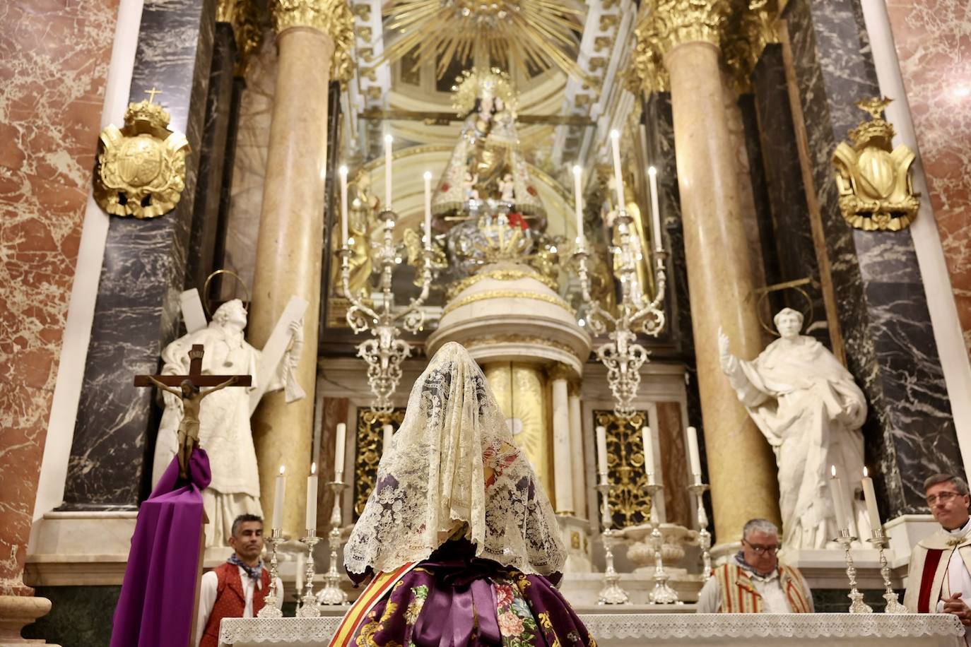 Búscate en la Ofrenda de las Fallas 2023: viernes 17 de marzo