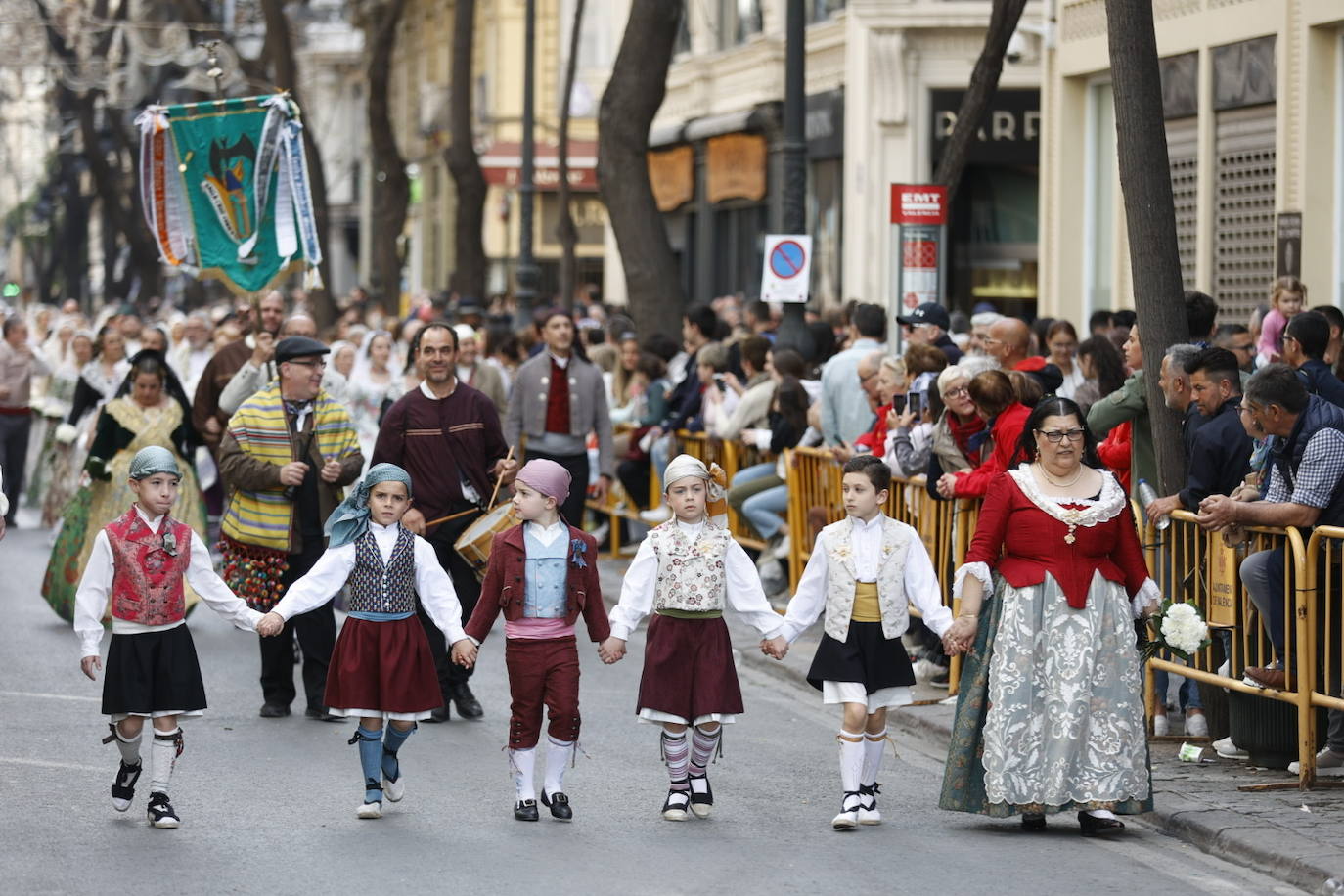 Búscate en la Ofrenda de Fallas del sábado 18 de marzo de 2023