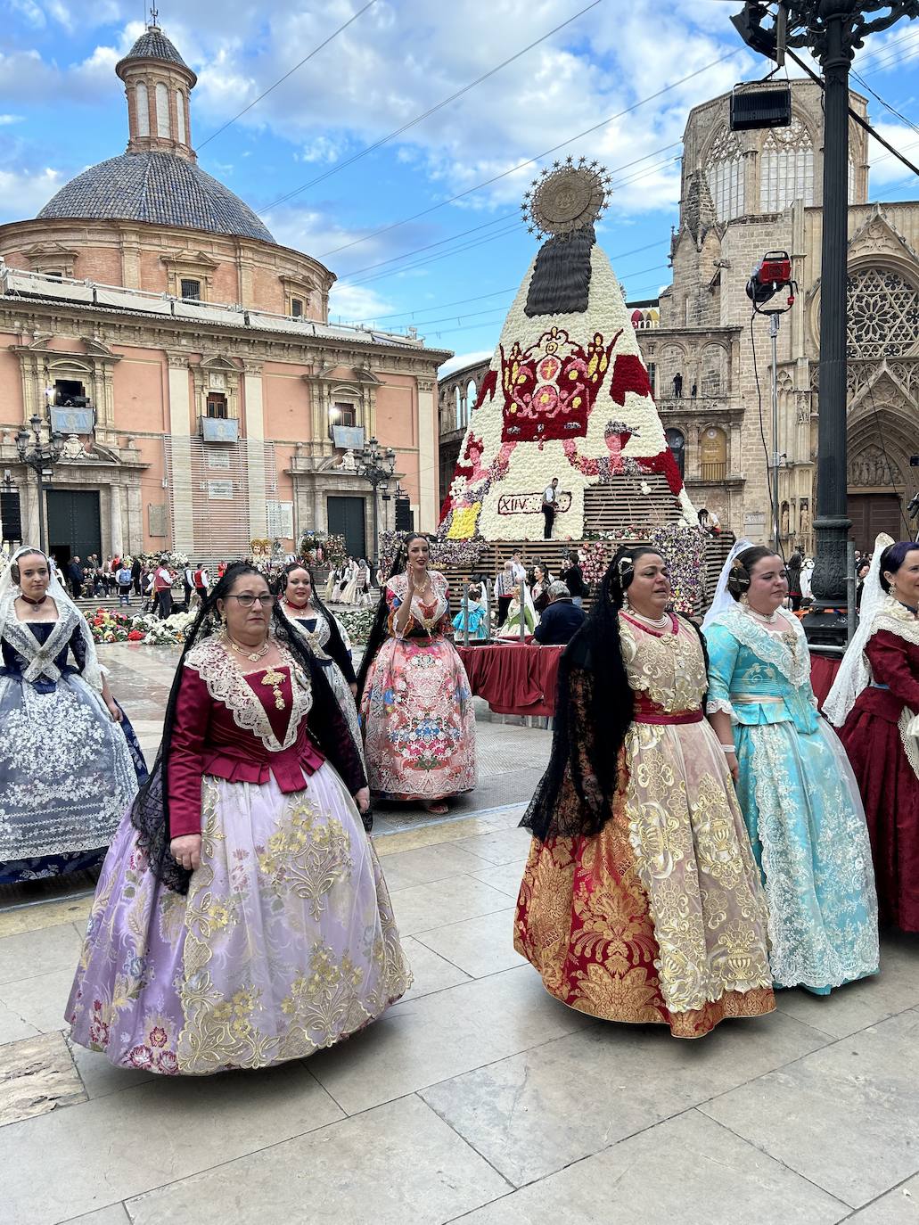 Búscate en la Ofrenda de Fallas del sábado 18 de marzo de 2023