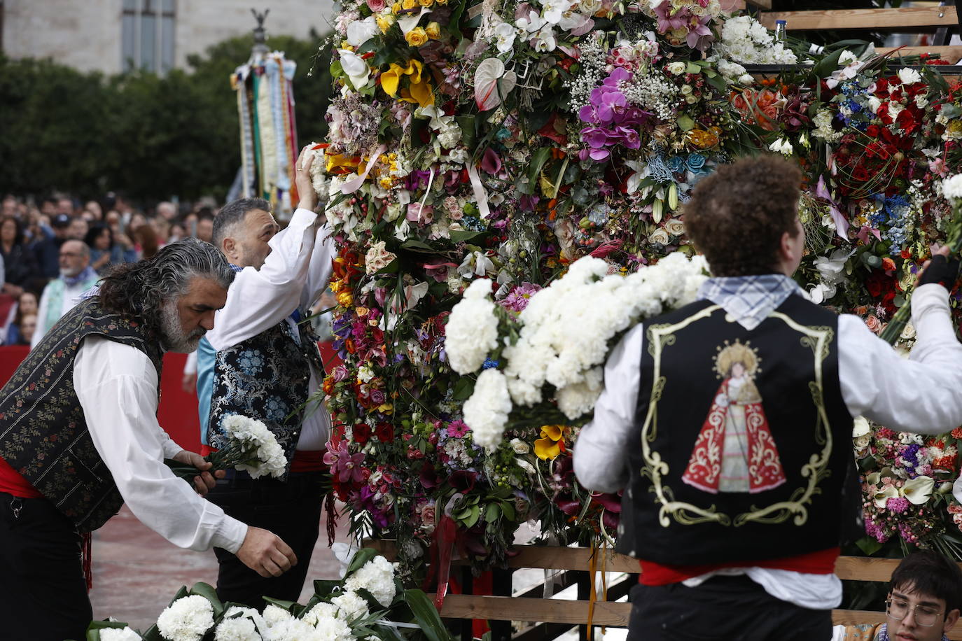 Búscate en la Ofrenda de Fallas del sábado 18 de marzo de 2023