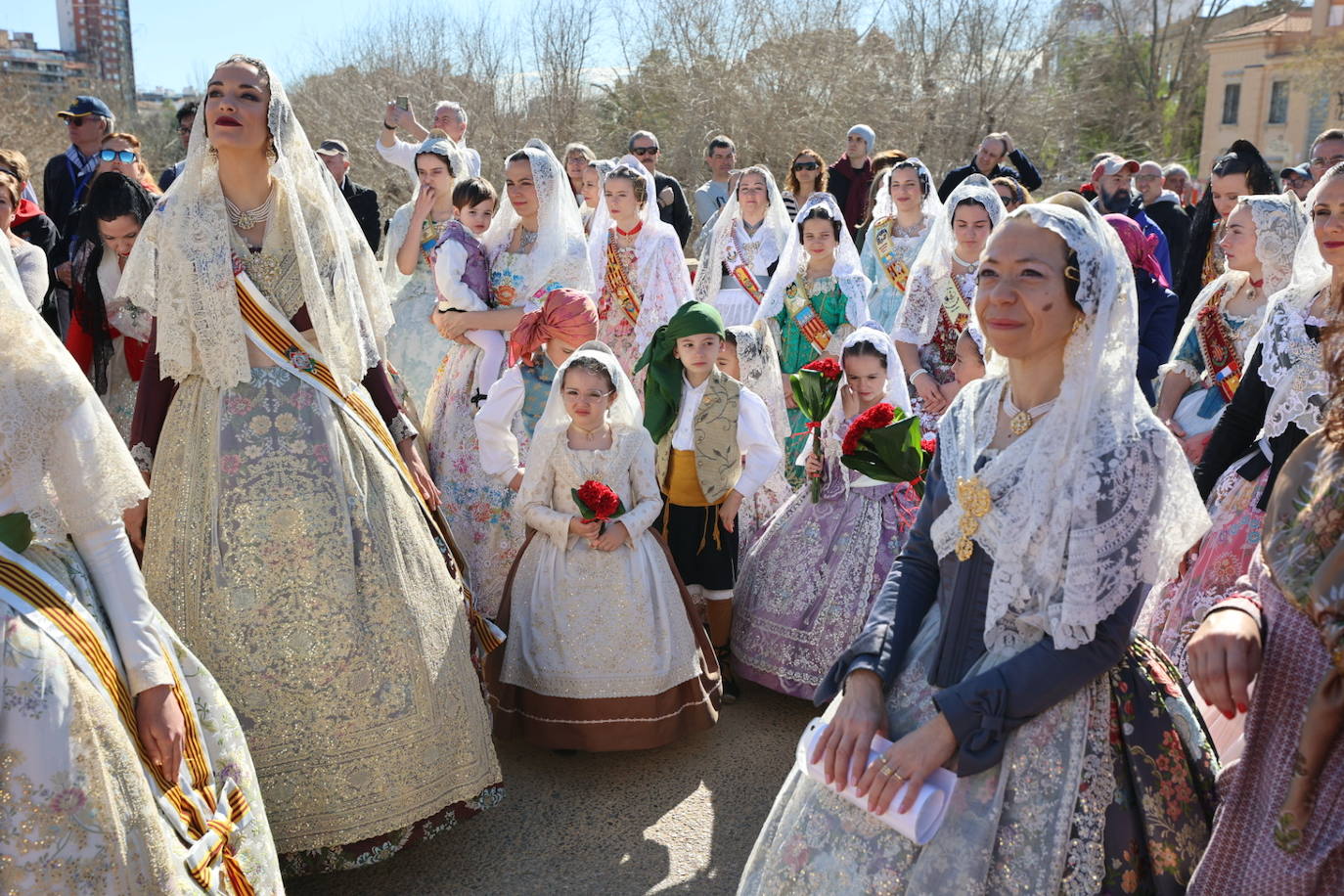 Así ha sido la ofrenda floral a San José de las Fallas 2023