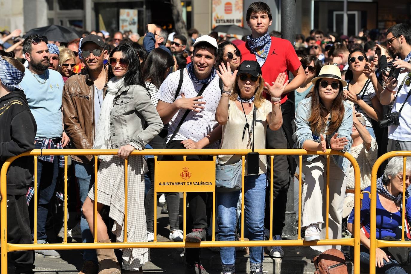 Búscate en la mascletà del 19 de marzo