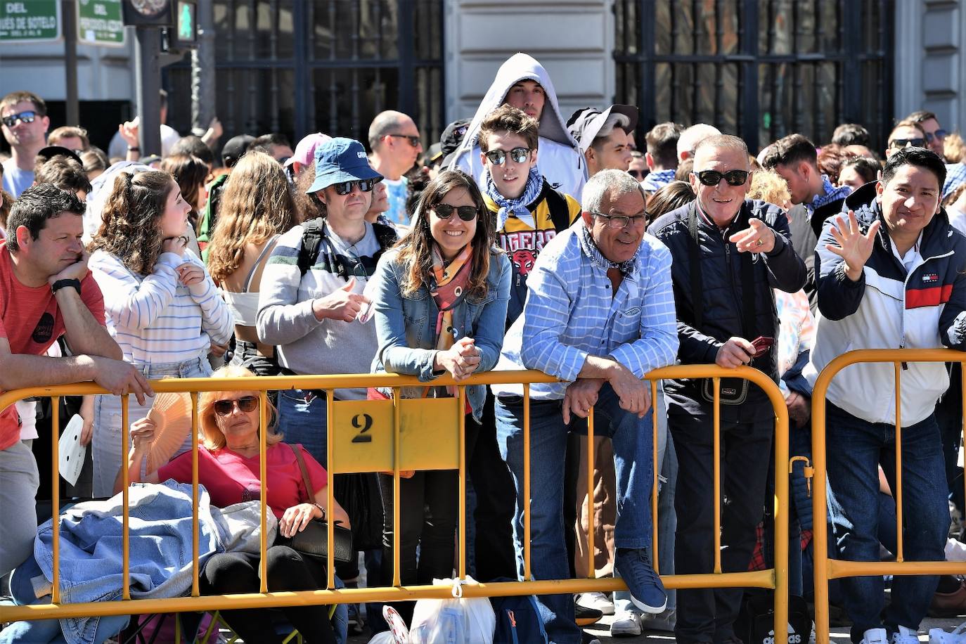 Búscate en la mascletà del 19 de marzo