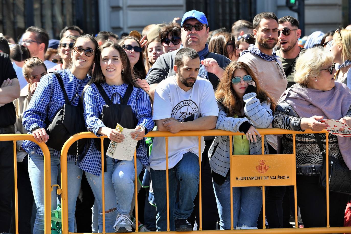 Búscate en la mascletà del 19 de marzo