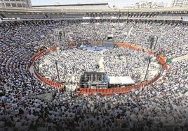 Plaza de toros de Valencia llena en octubre de 2021 en un acto del PP.