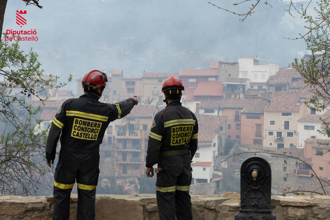 Incendio forestal en Villanueva de Viver