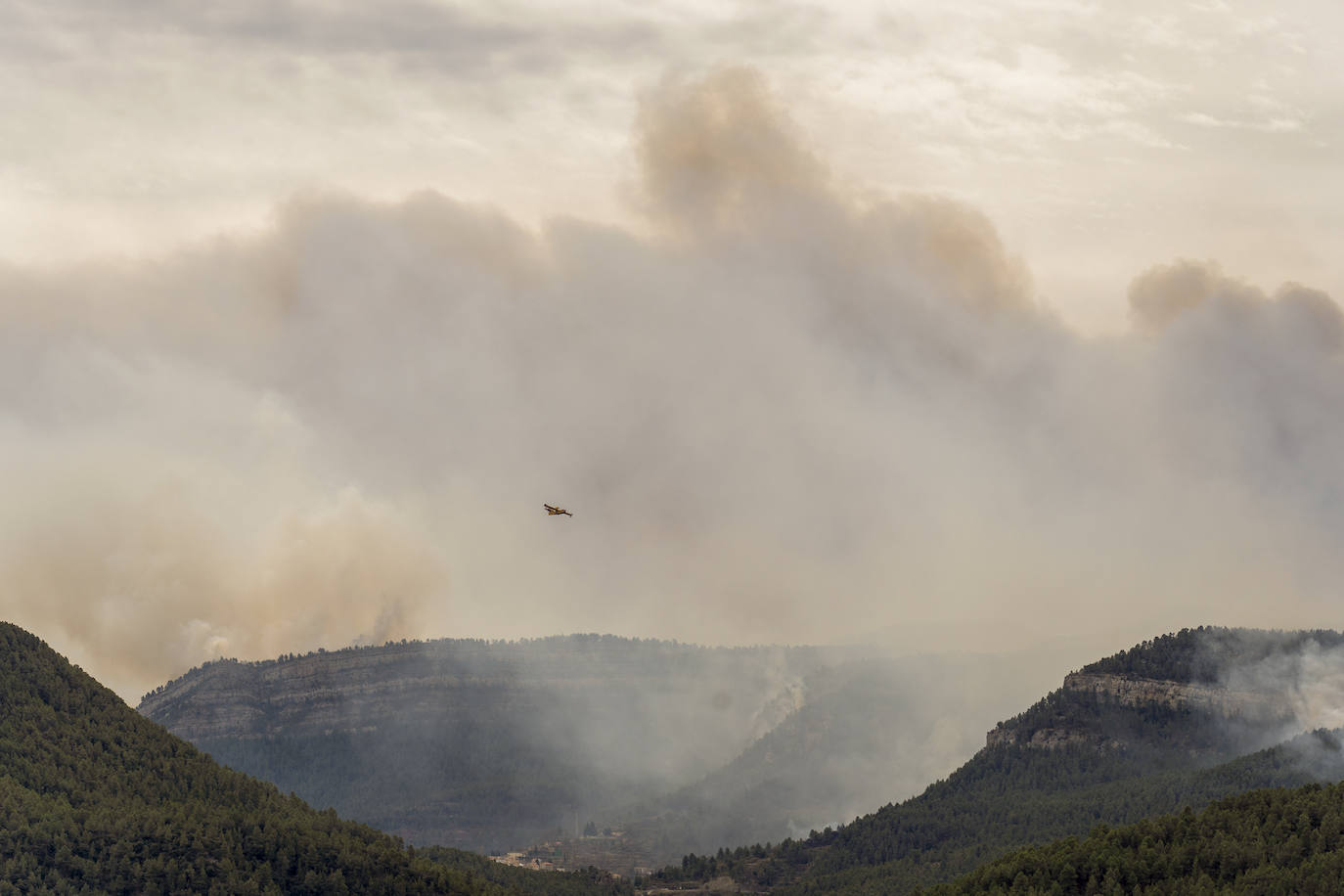 Incendio forestal en Villanueva de Viver