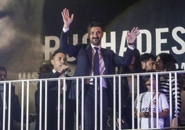 David Villa, durante el acto del estreno de su lona en Mestalla.