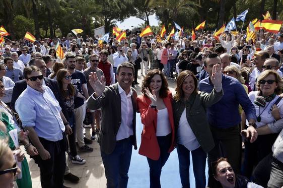 Ayuso participa en un mitin del PP en Valencia