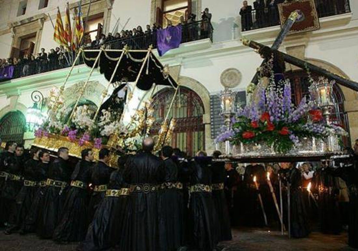 Uno de los actos de la Semana en que participa la Cofradía de la Sangre de Sagunto.