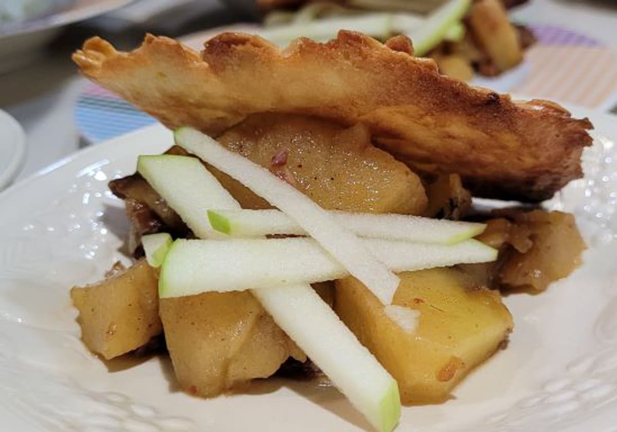 La receta del fin de semana: manzanas asadas rellenas de dátiles y pasas |  Las Provincias