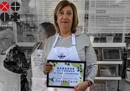 La ganadora presume del título a la mejor cocinera de Titaina.