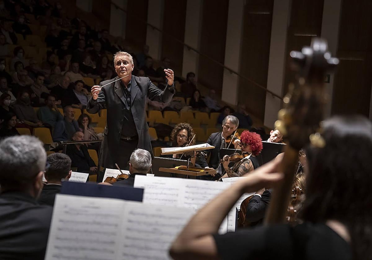 Orquesta de Valencia durante un concierto.