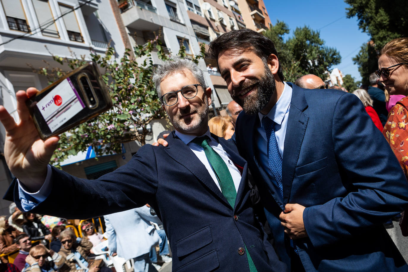 Los políticos, en el Desfile de Resurrección de la Semana Santa Marinera 2023