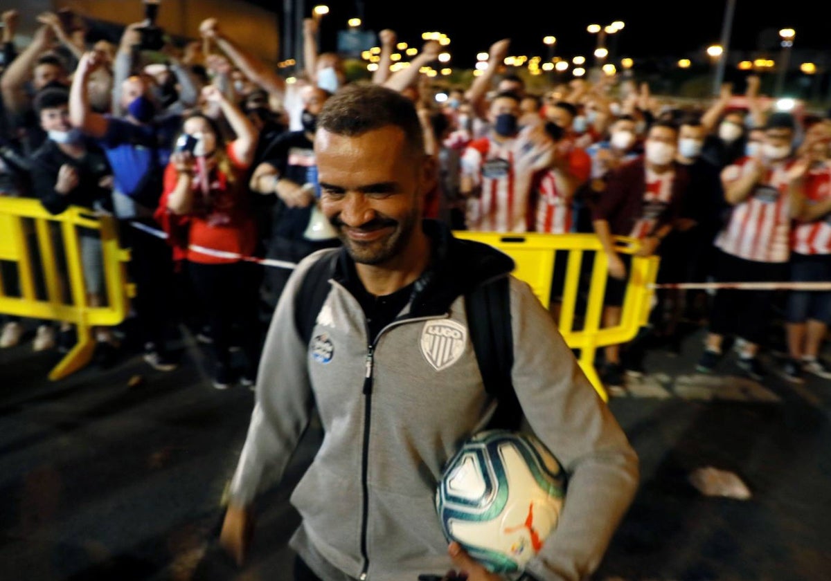 Juanfran García, durante su época como entrenador del Lugo.