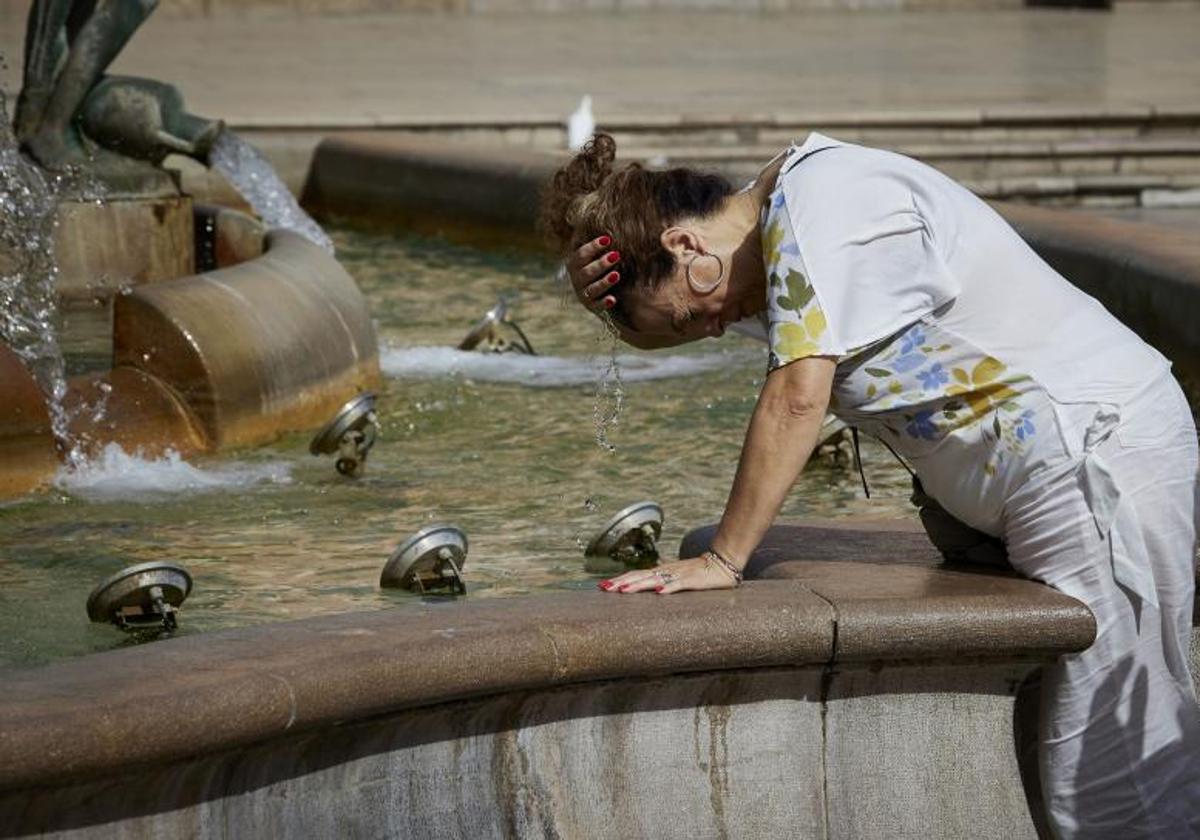 Calor en el centro de Valencia, en una imagen de archivo.