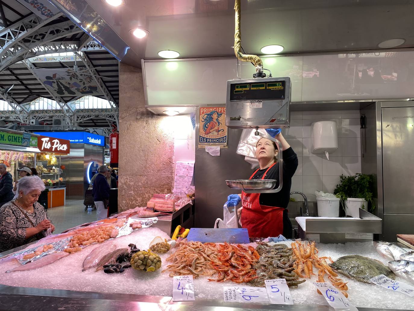 Imagen secundaria 1 - Un millennial de compras en el Mercado Central