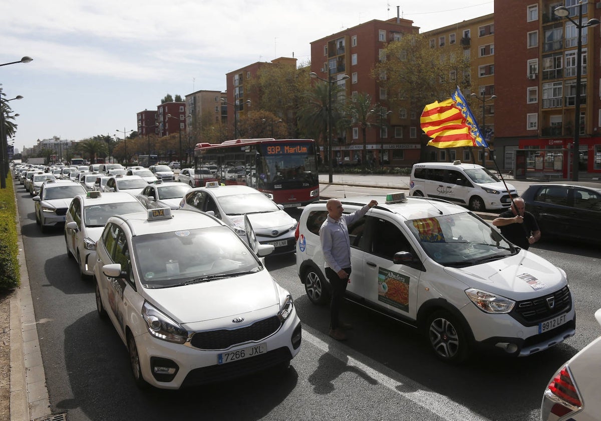 Protesta convocado por la entidad Gremial del Taxi en marzo.