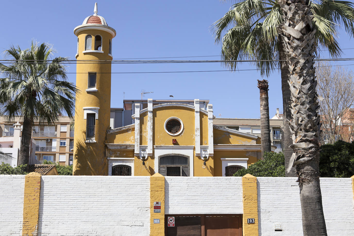 Quién vive en la calle de Valencia más codiciada por los extranjeros