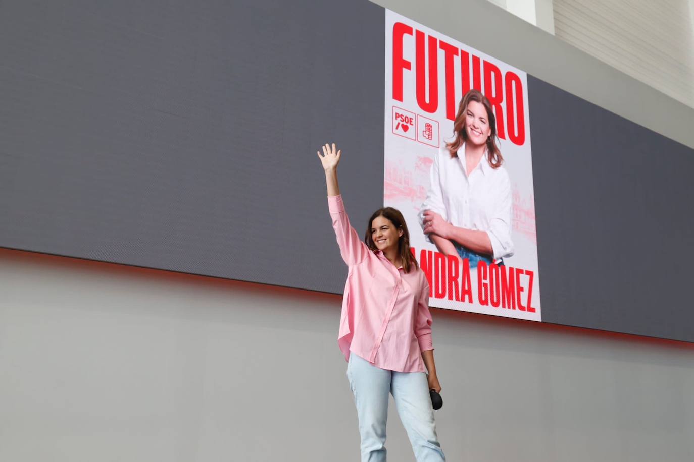 Imagen secundaria 1 - Supersábado preelectoral cargado de clásicos: mercados, polémicas y más Yolanda