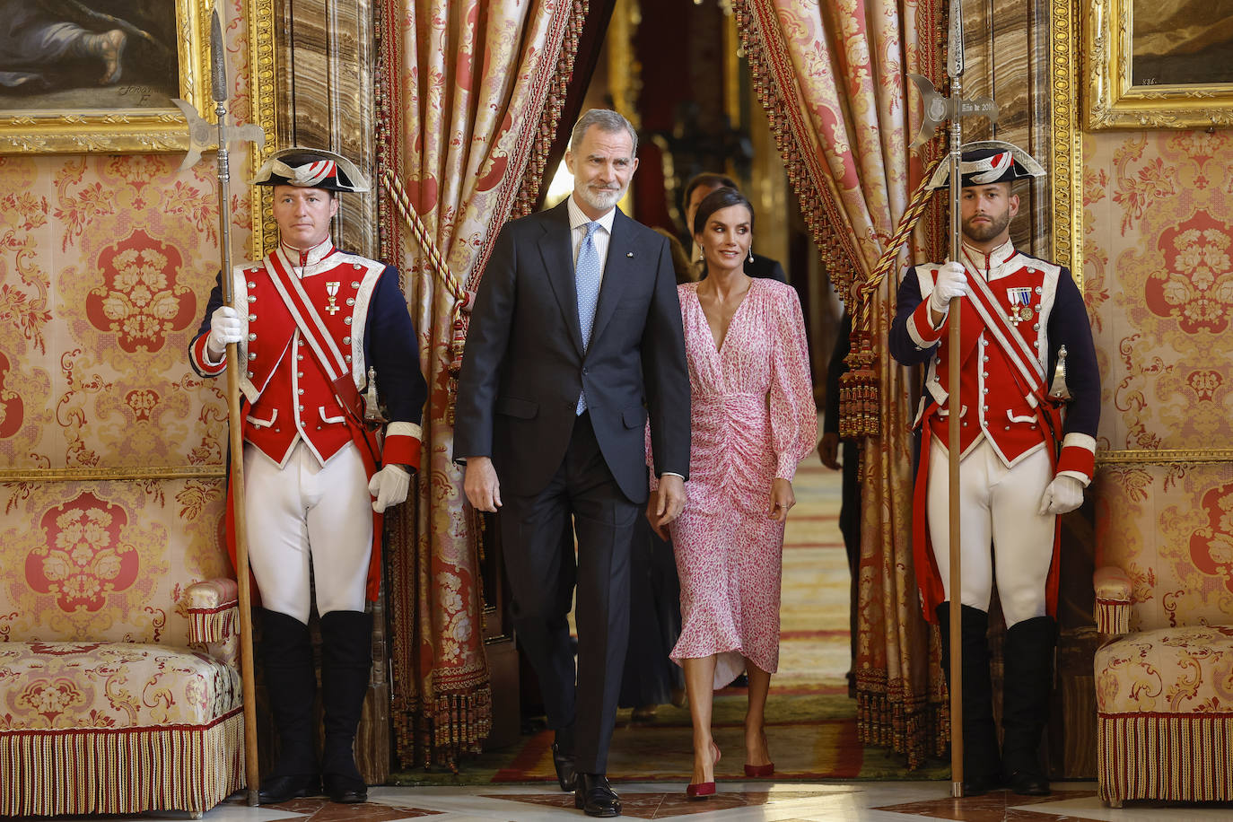 El &#039;look&#039; de la reina Letizia que querrán copiar todas las invitadas de bodas