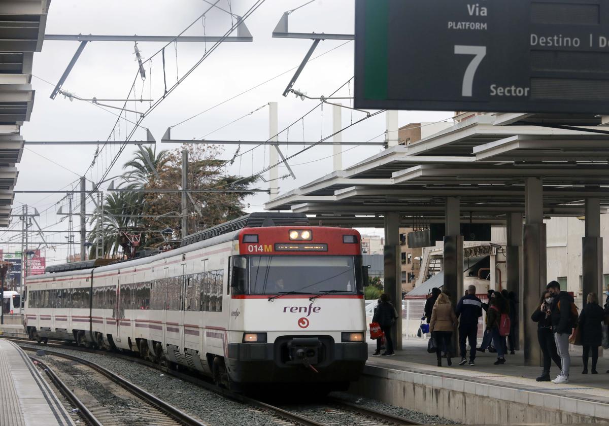 Un tren en la estación el Nord.