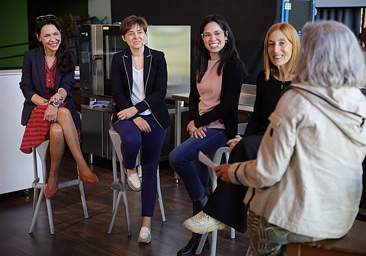 Ponentes de 'La revolución silenciosa en el mundo de la sala'.