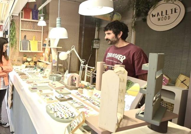 Una caseta de la Feria de Artesanía de Primavera de Valencia.