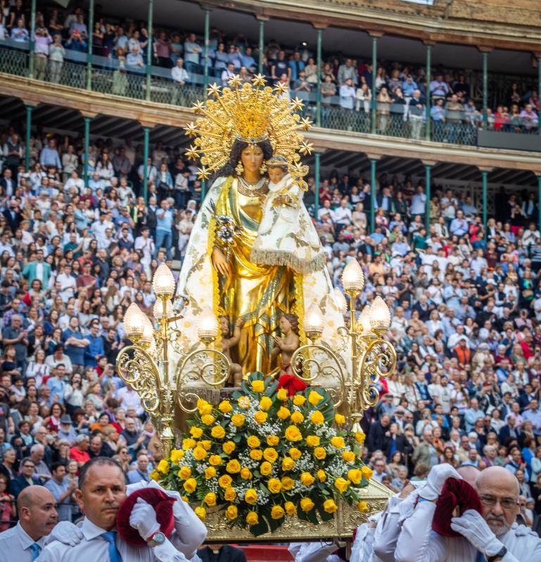 Gran Vigilia por el Centenario de la Coronación de la Virgen de los Desamparados