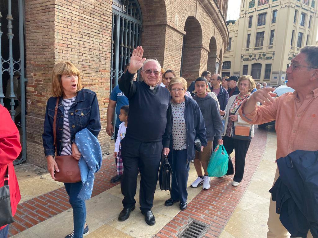 Gran Vigilia por el Centenario de la Coronación de la Virgen de los Desamparados