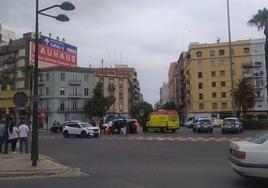 Dos heridos en una colisión entre dos coches en Valencia