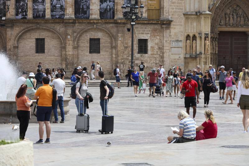 Ambientazo este domingo en las calles de Valencia