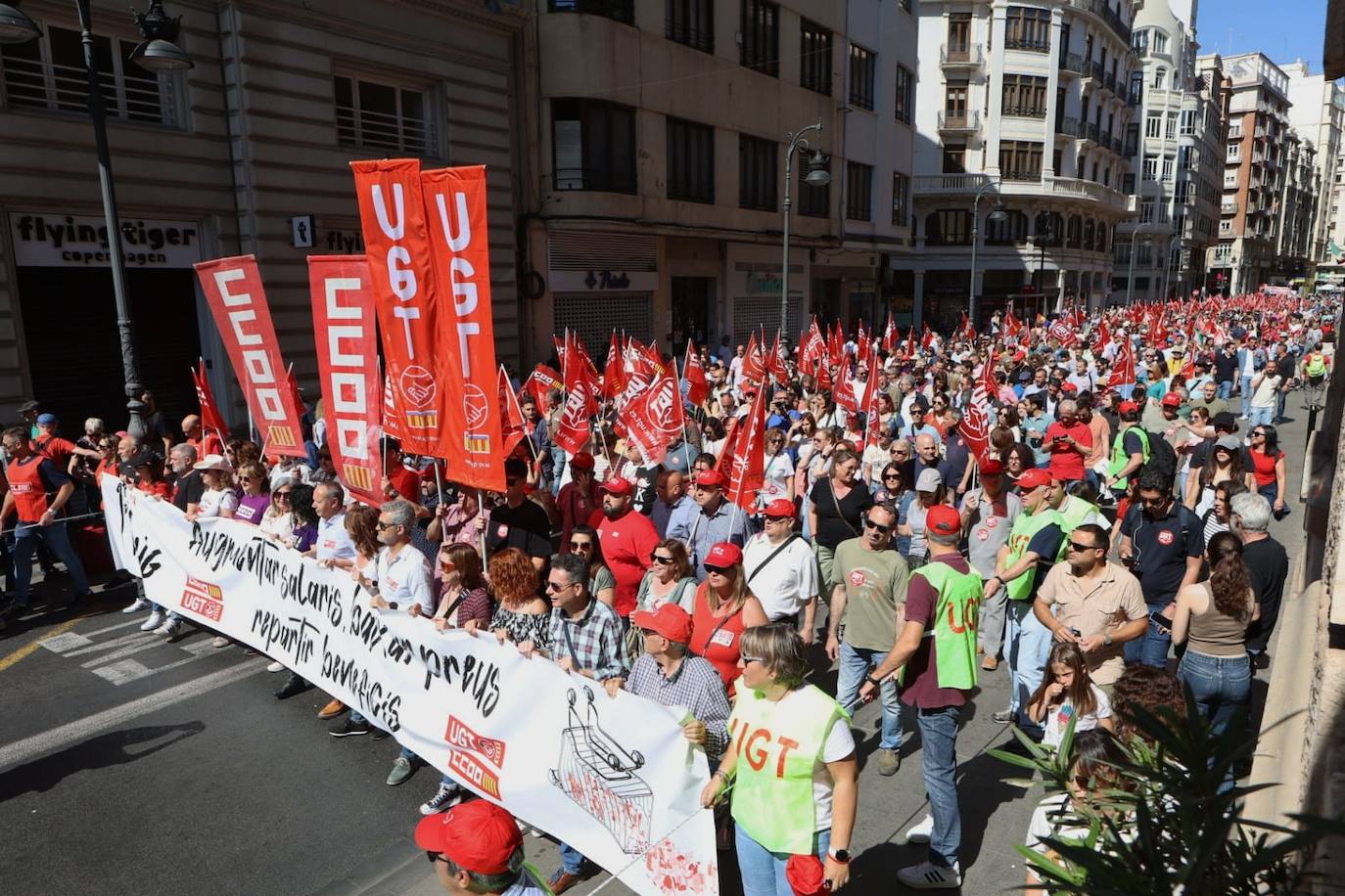 Así ha transcurrido la manifestación del 1 de mayo en Valencia