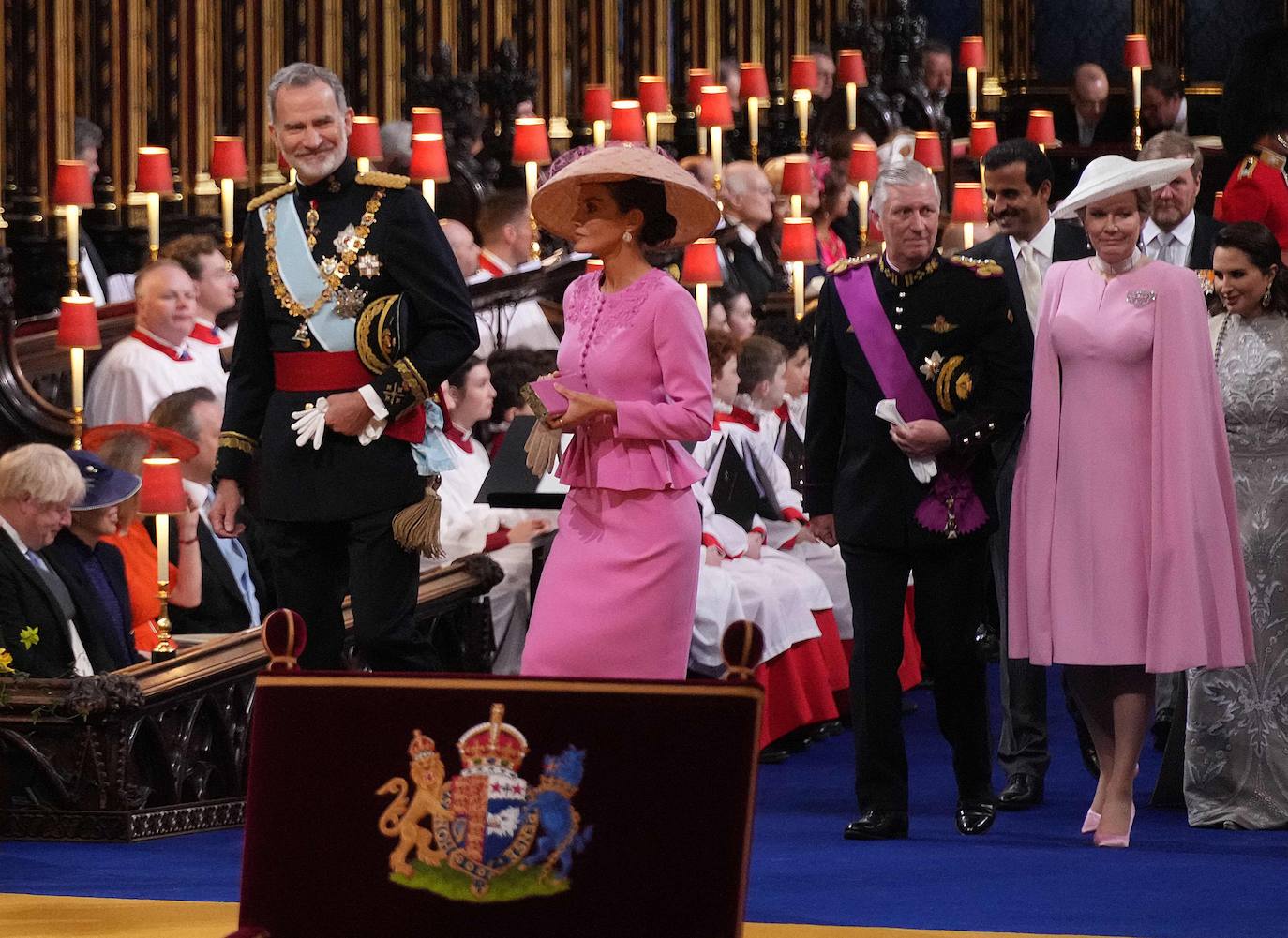 El espectacular look de la reina Letizia en la coronación de Carlos III